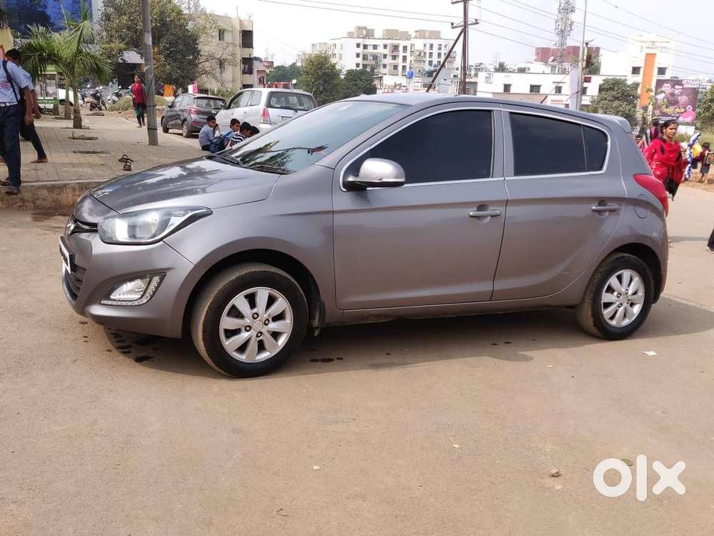 Hyundai I20 2012 Diesel 180000 Km Driven Good Condition