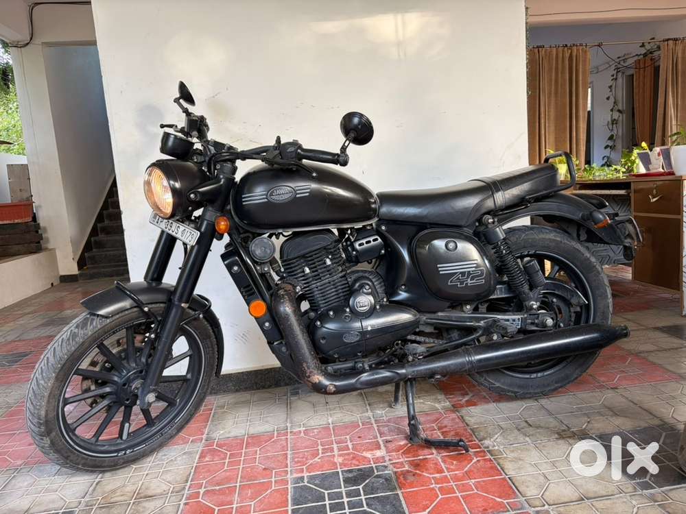 Jawa 42 Dual channel ABS Allstar black Petrol 2021