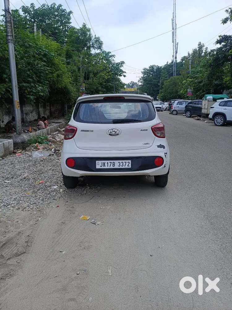 Grand I 10 Full Top Showroom Condition Car