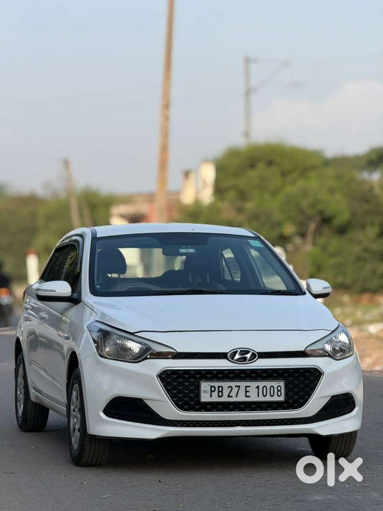 Hyundai New I20 2018 Petrol 40000 Km Driven