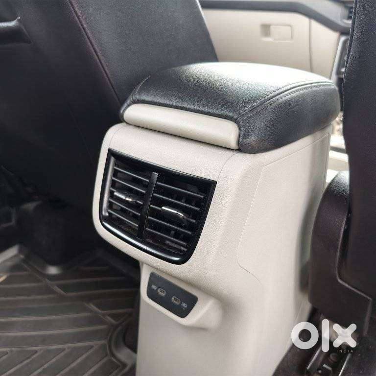 Volkswagen Taigun 1.0 Tsi Topline At, 2023, Petrol