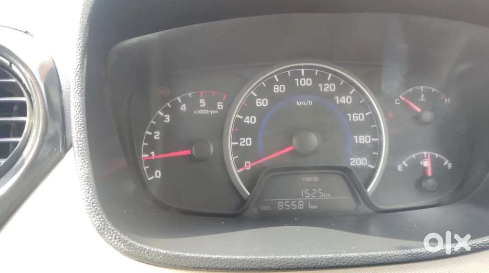 Hyundai I10 Diesel Manual 2014 Car Top And Push Battan