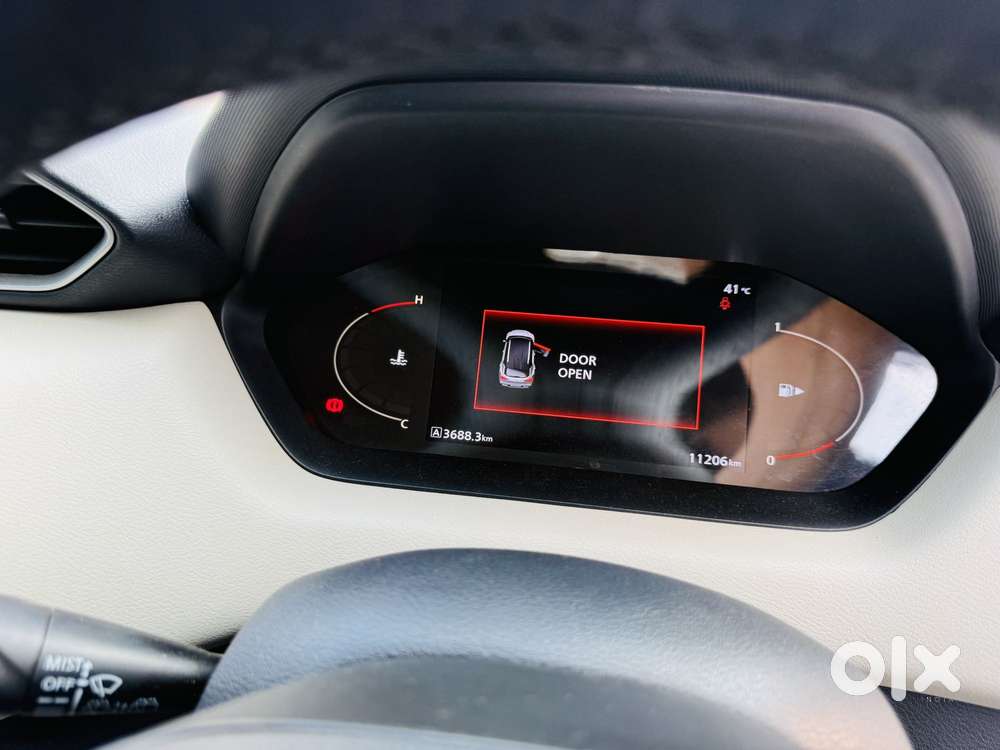 Nissan Magnite 1.0 Xv, 2024, Petrol