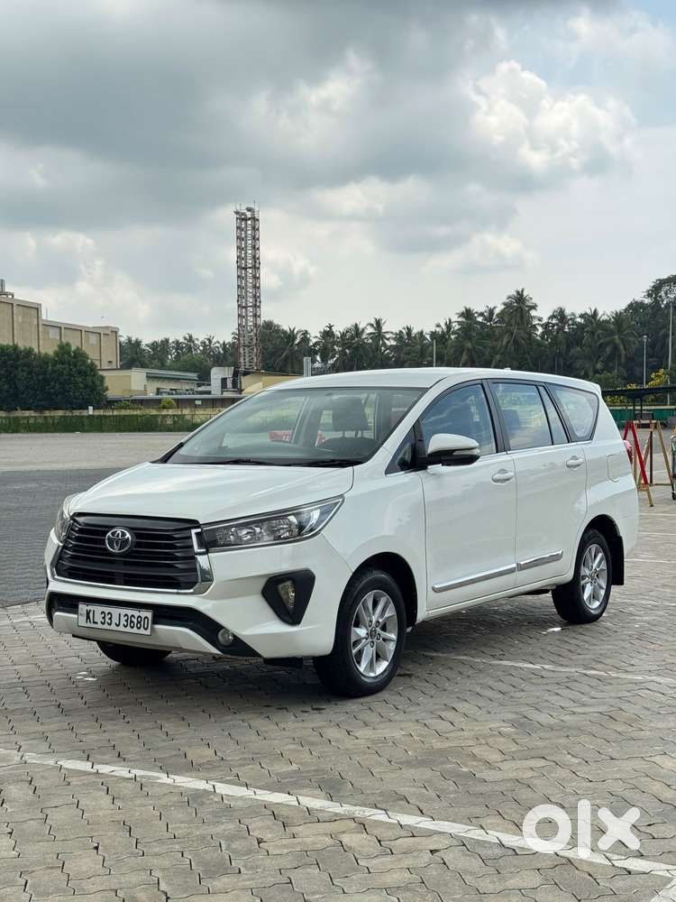 Toyota Innova Crysta 2.8 Gx At, 2017, Diesel