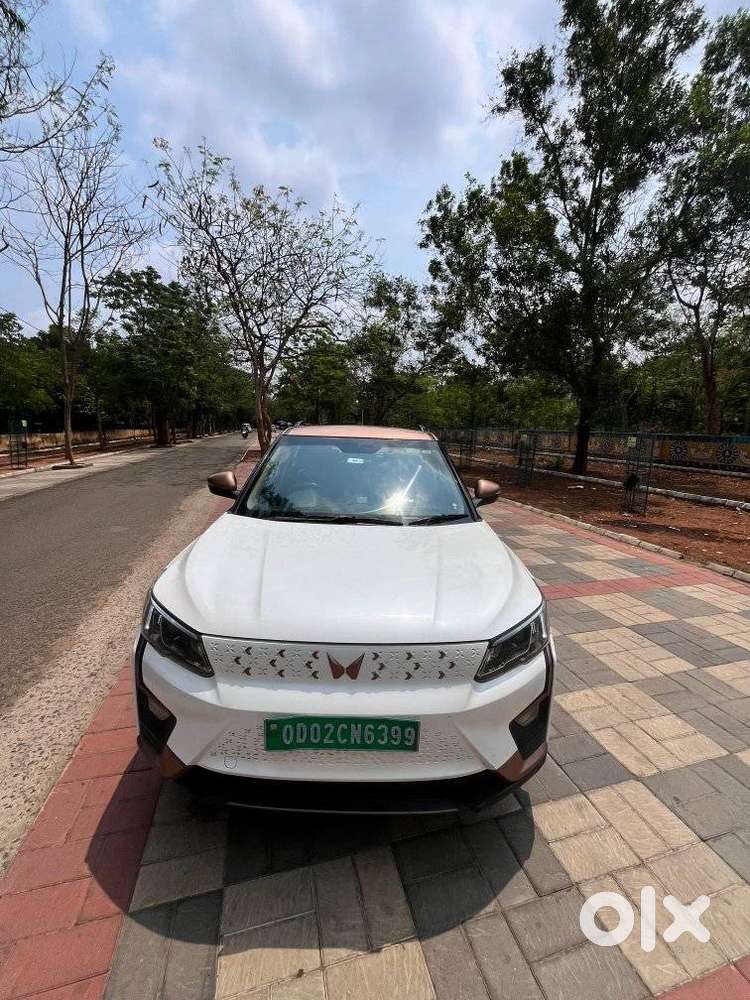 Mahindra Xuv400 Ev El Fast Charger, 2023, Electric