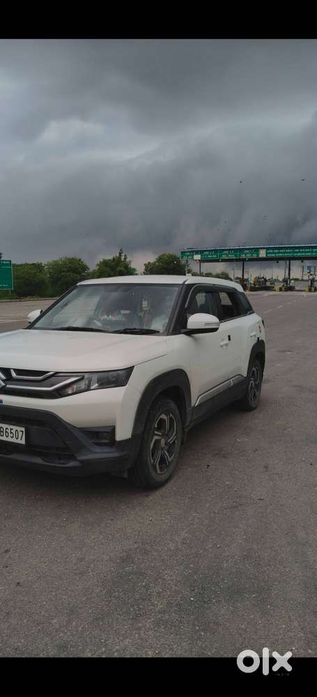 Maruti Brezza Petrol 2023