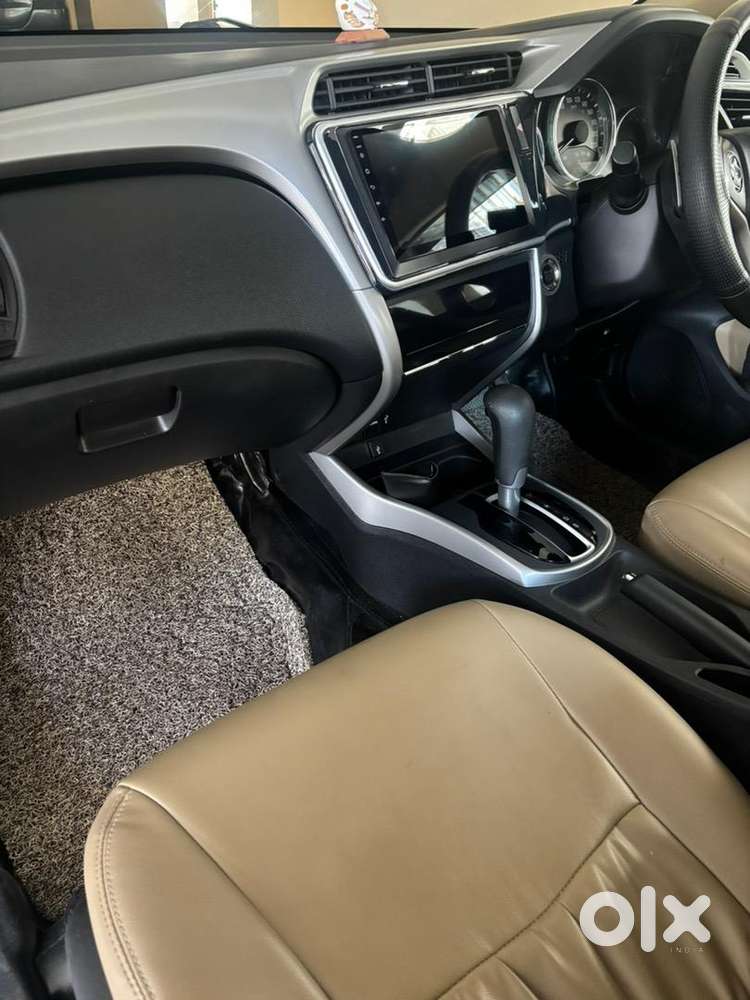 Honda City V Cvt Cng 2018