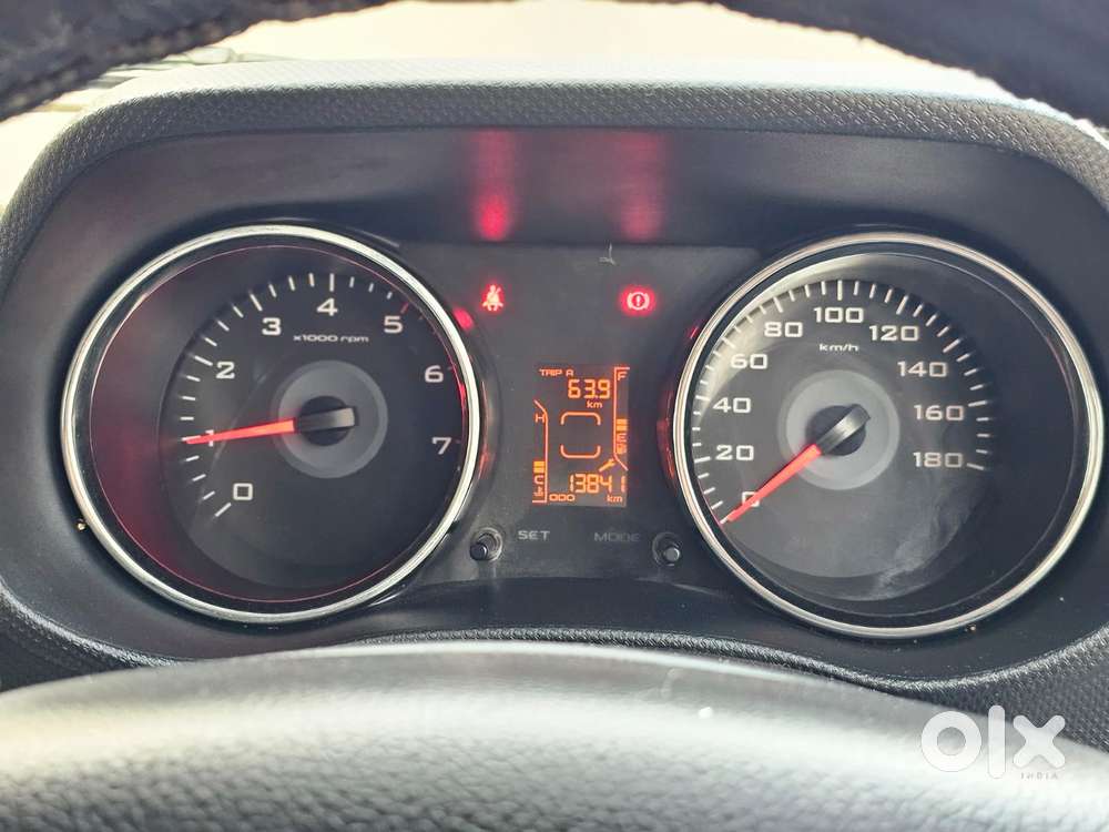 Mahindra Tuv 300 Mhawk100 T8, 2018, Diesel