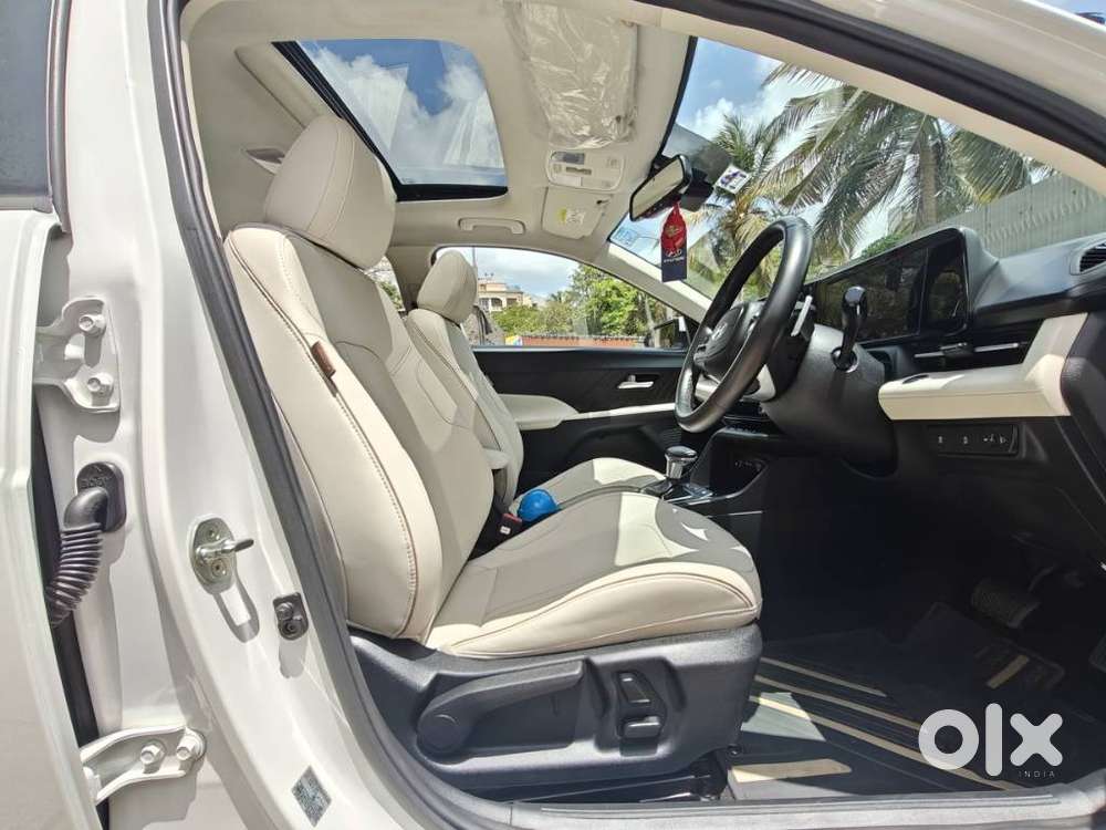 Hyundai Verna 1.5 Sx (o) Ivt, 2024, Petrol
