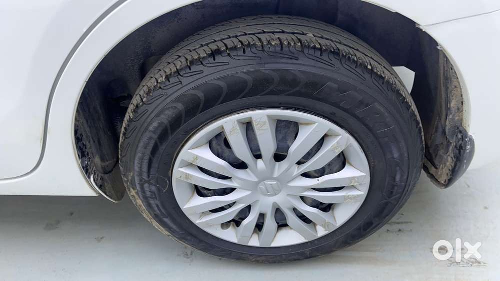 Maruti Suzuki Dzire 1.2 Vxi Amt, 2017, Petrol