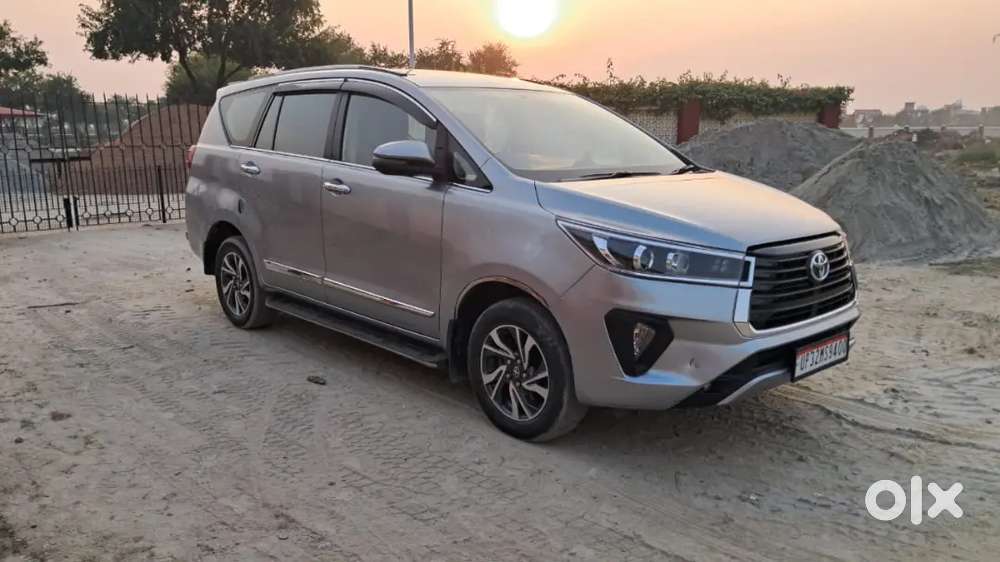 Toyota Innova Crysta 2022 Diesel Well Maintained