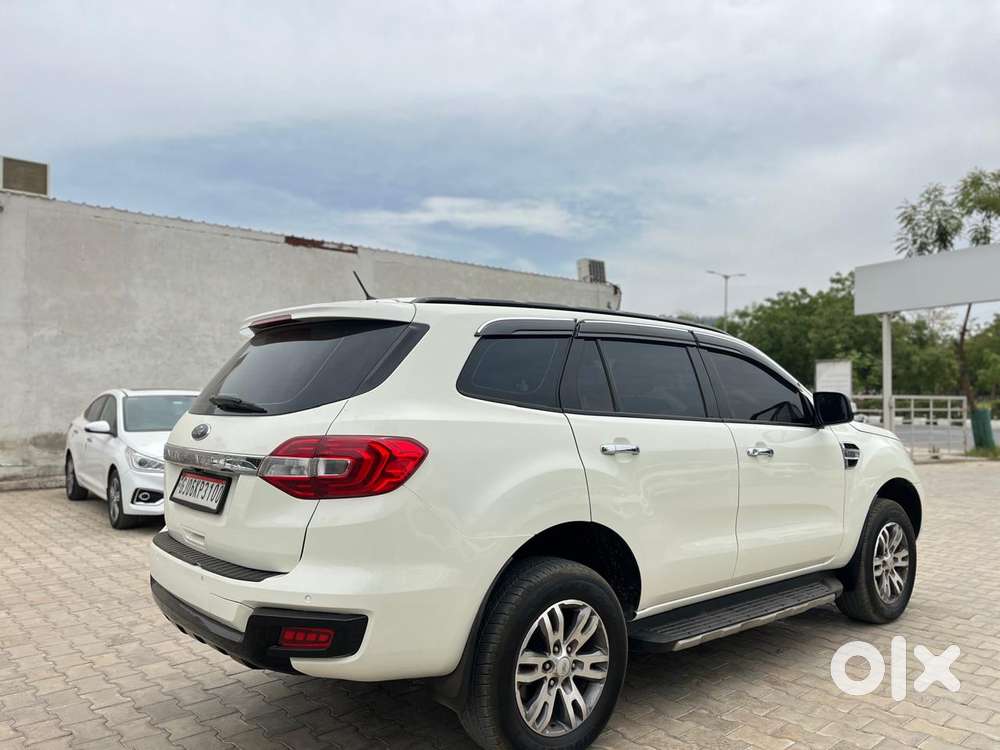 Ford Endeavour 3.2 Titanium At 4x4, 2017, Diesel