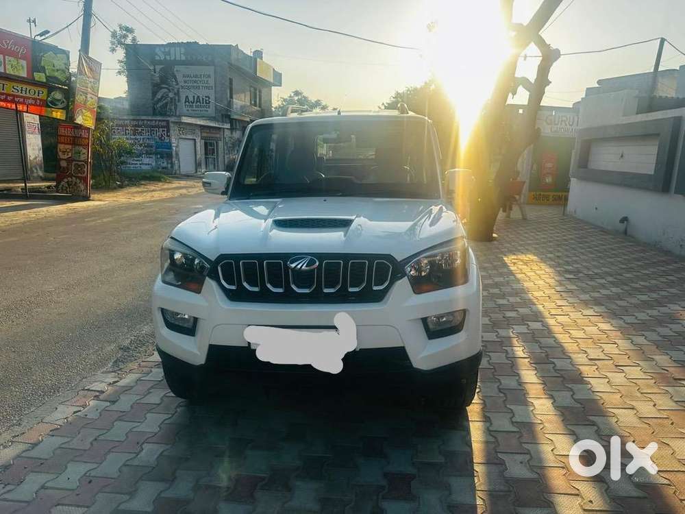 Mahindra Scorpio 2016 Diesel 100000 Km Driven