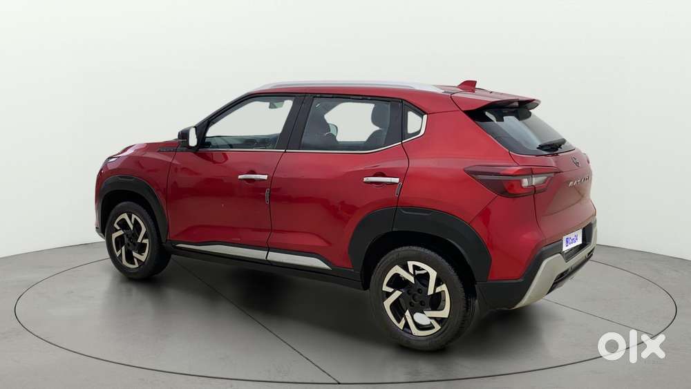 Nissan Magnite 1.0 Xv Premium, 2022, Petrol