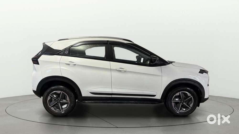 Tata Nexon Creative Plus S 1.2 Revotron Petrol 7dca, 2023, Petrol