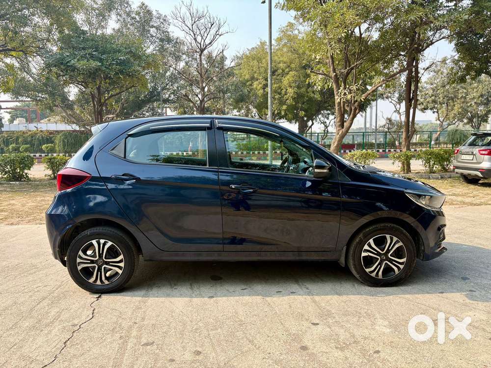 Tata Tiago Xt Icng, 2022, Petrol