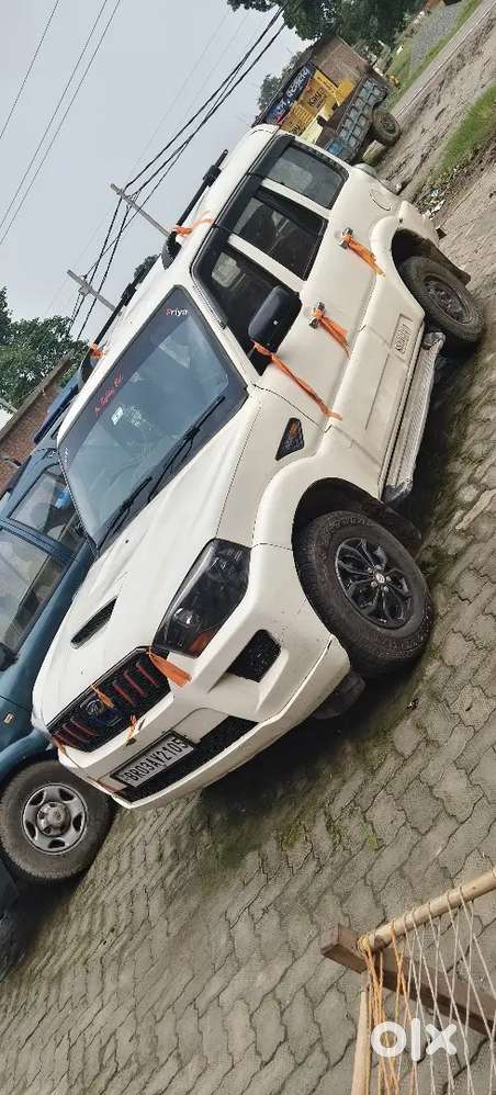 Mahindra Scorpio Diesel 2016 Variant