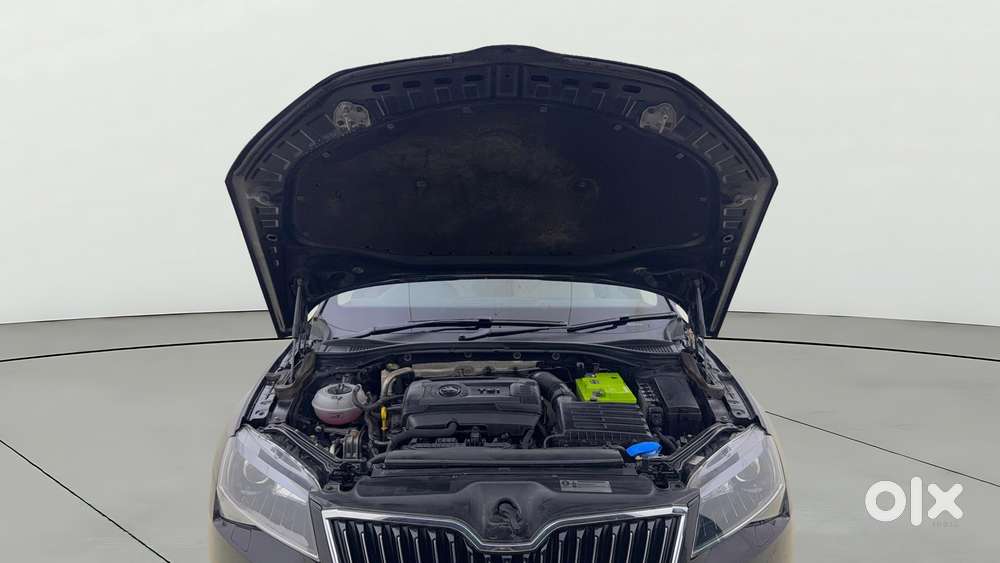 Skoda Superb Lk 1.8 Tsi At, 2016, Petrol