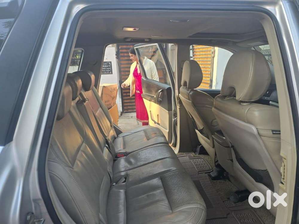 Mahindra Xuv500 2016