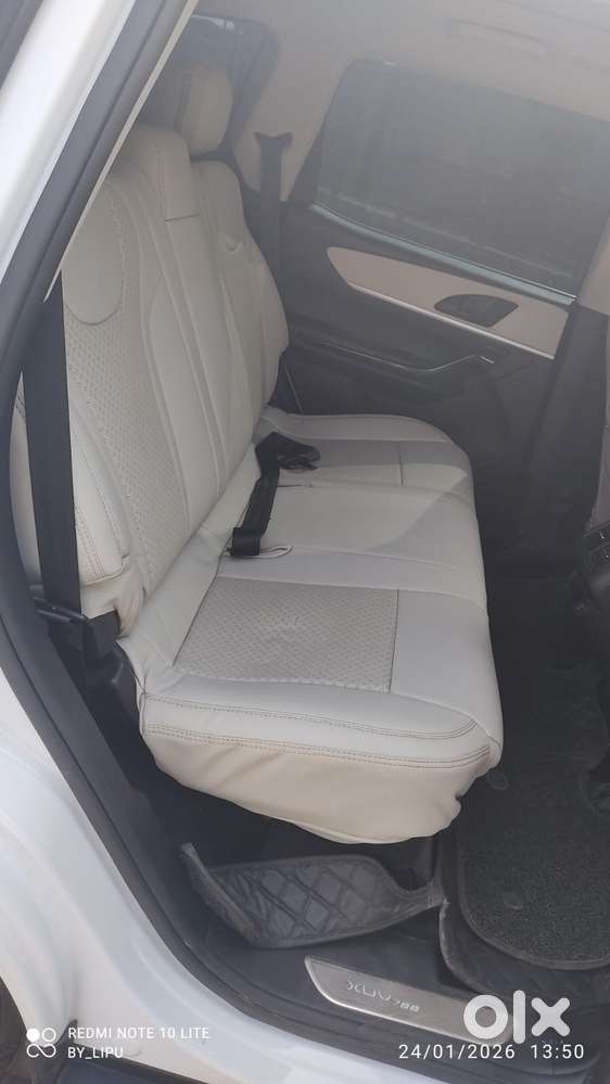 Mahindra Xuv700 2.2 Ax 5 Diesel Mt Str, 2023, Diesel