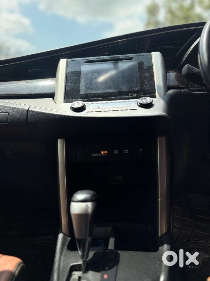 Toyota Innova Crysta 2.8z Automatic, 2018, Diesel