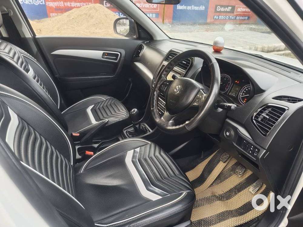 Maruti Suzuki Brezza 1.5 Zxi Plus At Smart Hybrid, 2021, Petrol