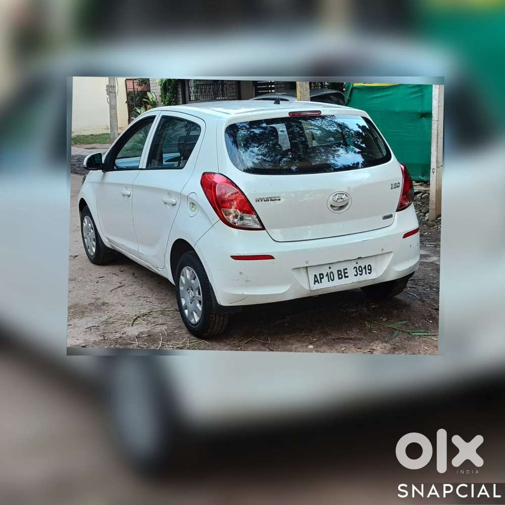 Hyundai I20 Magna Petrol 2013