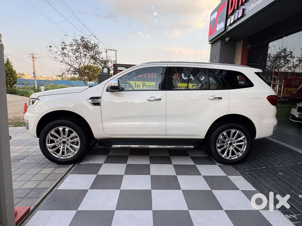 Ford Endeavour 2.2 Titanium At 4x2 Sunroof, 2018, Diesel