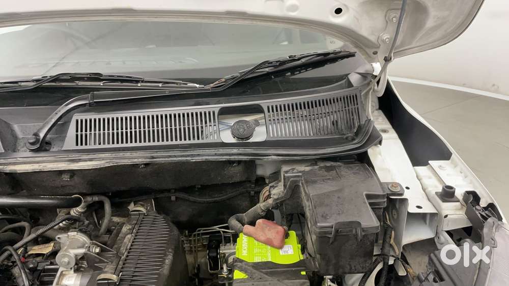 Renault Triber Rxz, 2022, Petrol