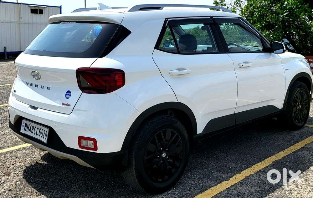 Hyundai Venue 1.0 Sx (o) Turbo Imt, 2022, Petrol