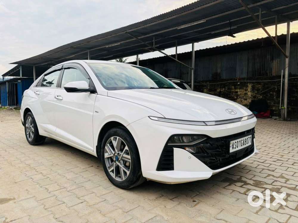 Hyundai Verna 1.5 Sx (o) Vtvt Ivt, 2024, Petrol