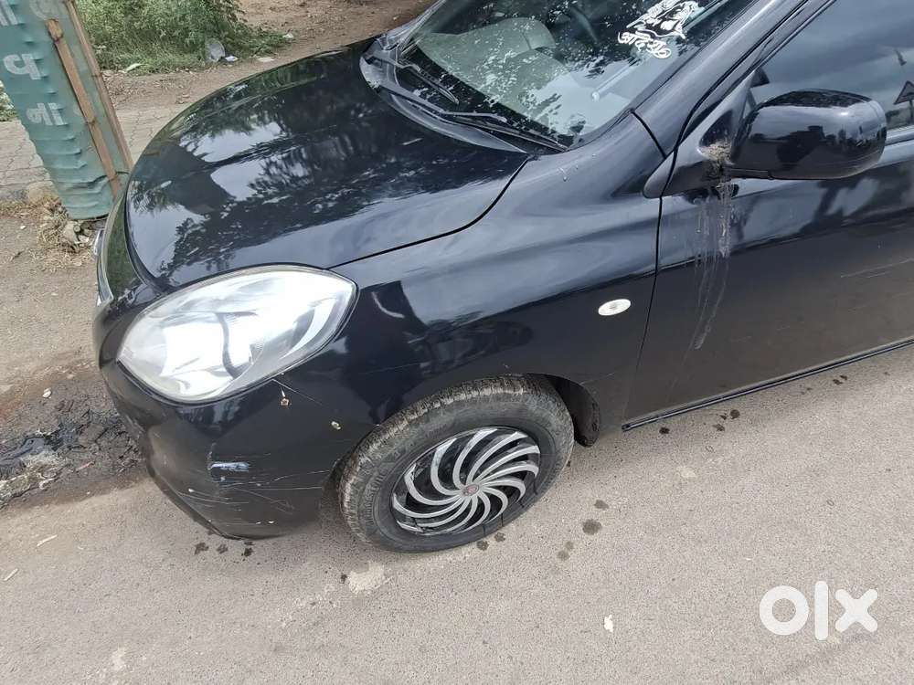 Nissan Sunny Petrol 2012