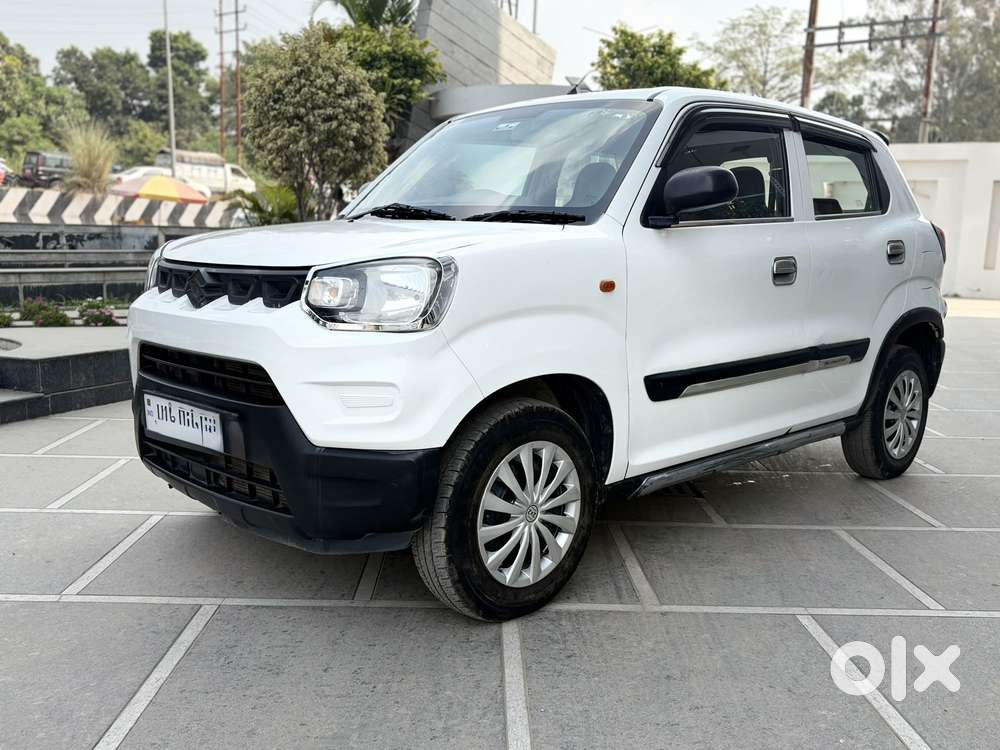 Maruti Suzuki S-presso Vxi Opt, 2021, Petrol