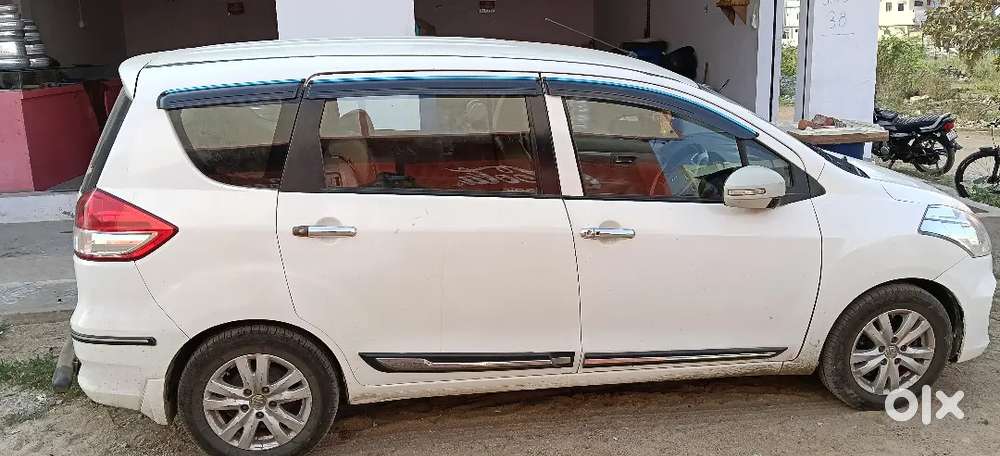 Maruti Suzuki Ertiga 2016 Diesel 190000 Km Driven