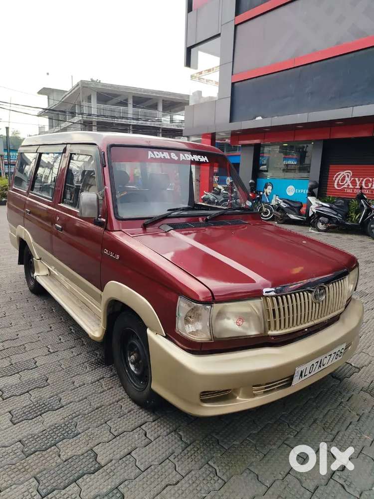 Toyota Qualis 2001 Diesel 250000 Km Driven