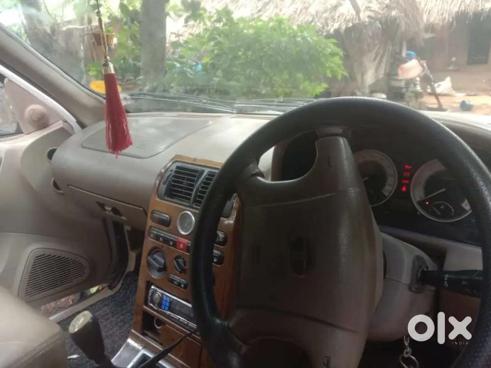 Tata Safari Dicor 2.2 Vx 2010