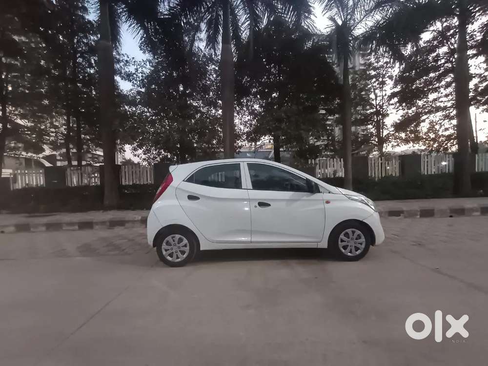 Hyundai Eon Magna 2018 Petrol Airbag