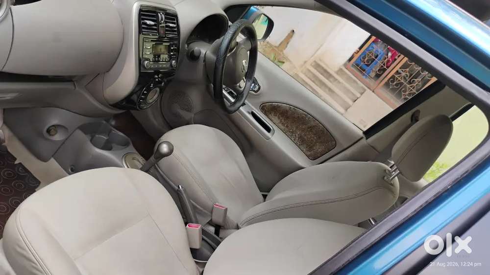 Nissan Micra Automatic 2013 Variant