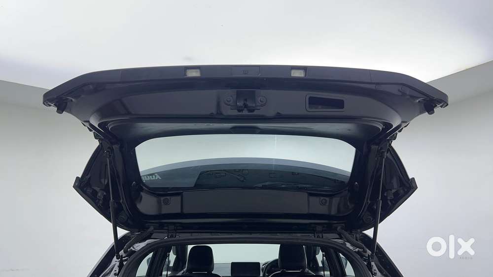 Tata Nexon Creative Plus 1.2 Revotron Petrol 6 Amt, 2024, Petrol
