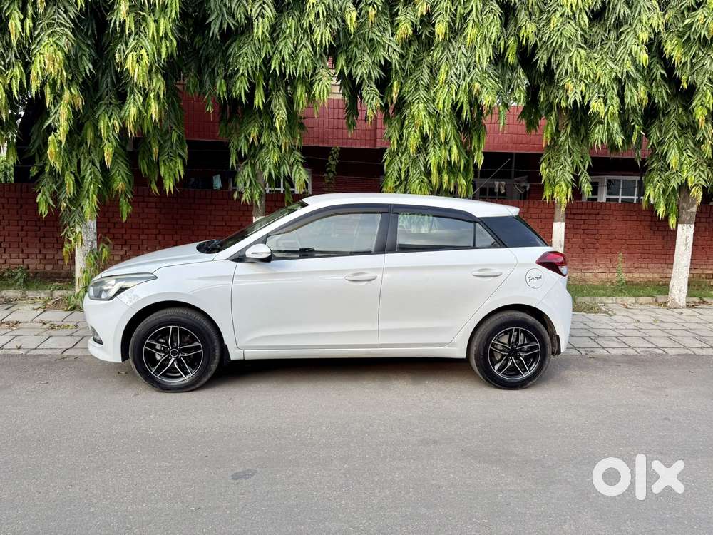Hyundai I20 Sportz 1.2 Bs-iv, 2017, Petrol