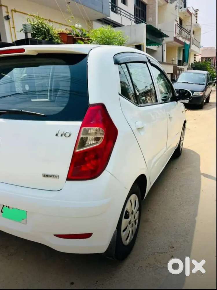 Hyundai I10 Sportz 2012 Petrol Manual