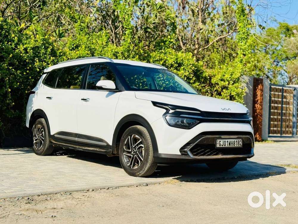 Kia Carens 1.4 Luxury Plus 6 Str, 2022, Petrol