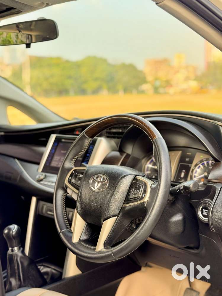 Toyota Innova Crysta