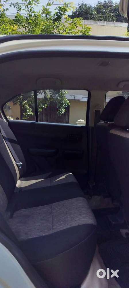 Maruti Suzuki Swift Dzire