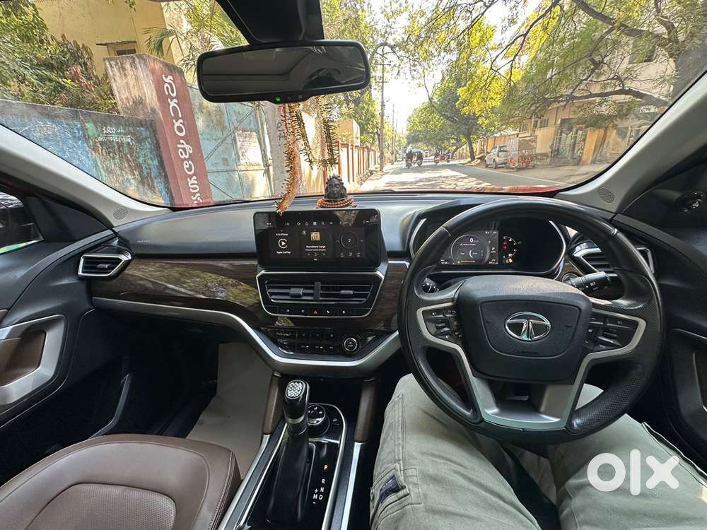 Mint Condition 2023 Tata Harrier Xza+  Red & Black Dt  Top Variant