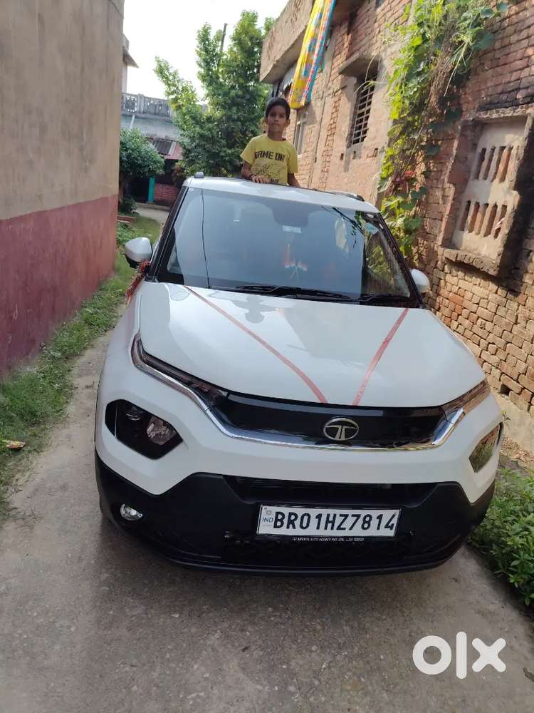 Tata Punch Top Model Cng With Sunroof