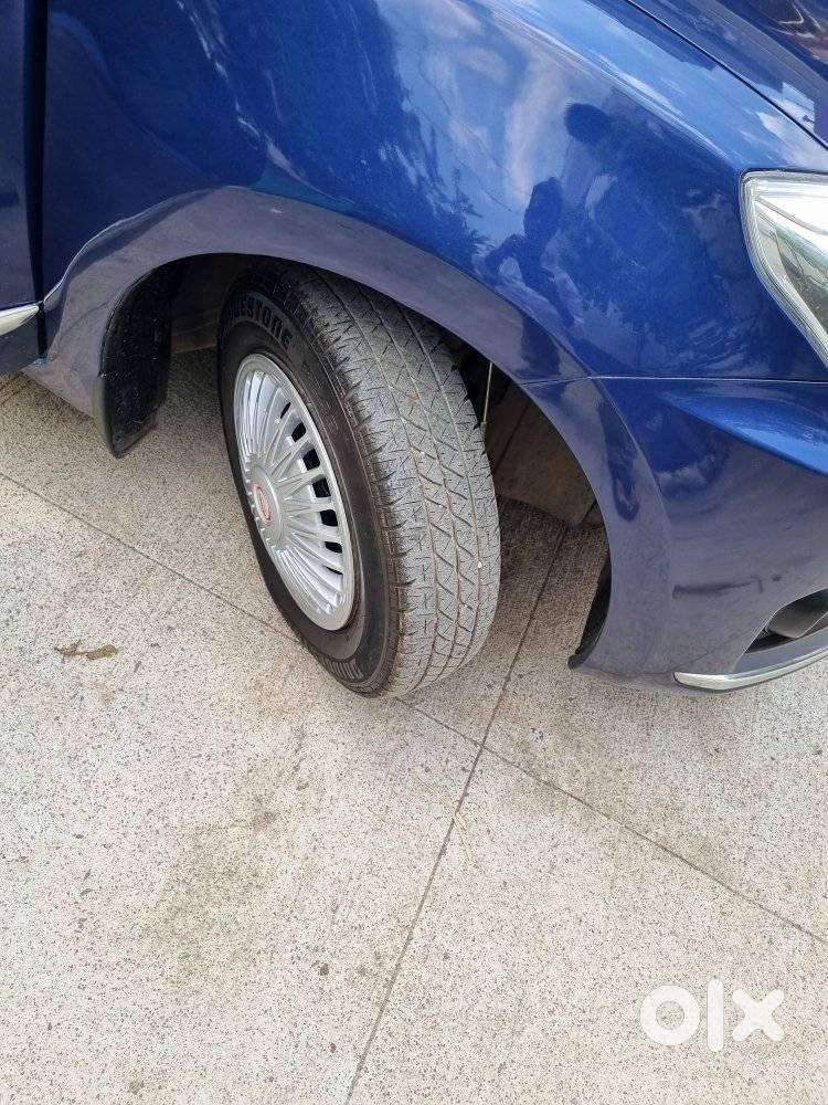 Maruti Suzuki Swift Dzire 1.3 Vxi, 2019, Petrol