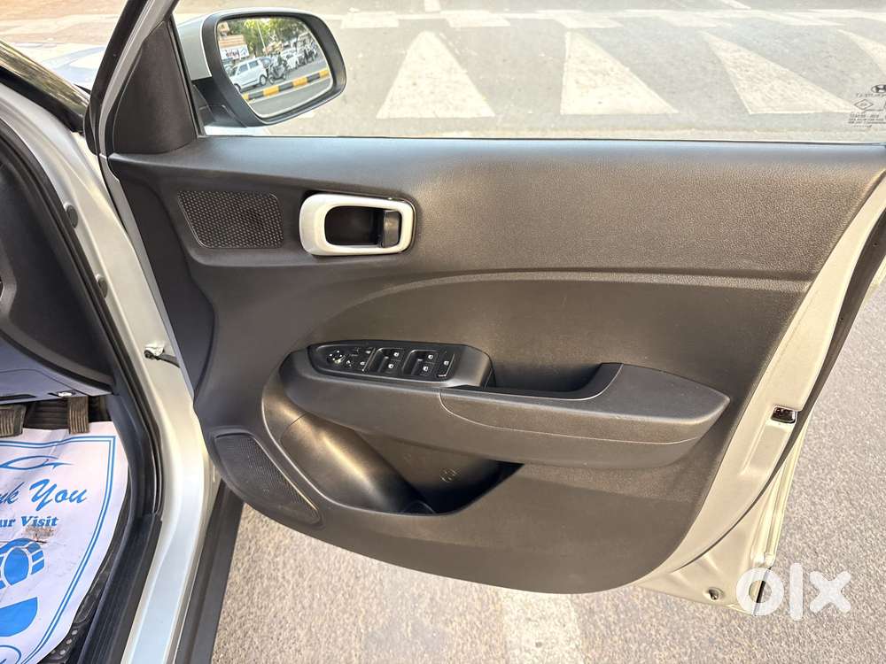 Hyundai Venue 1.0 Sx (o) Turbo Dct, 2019, Petrol