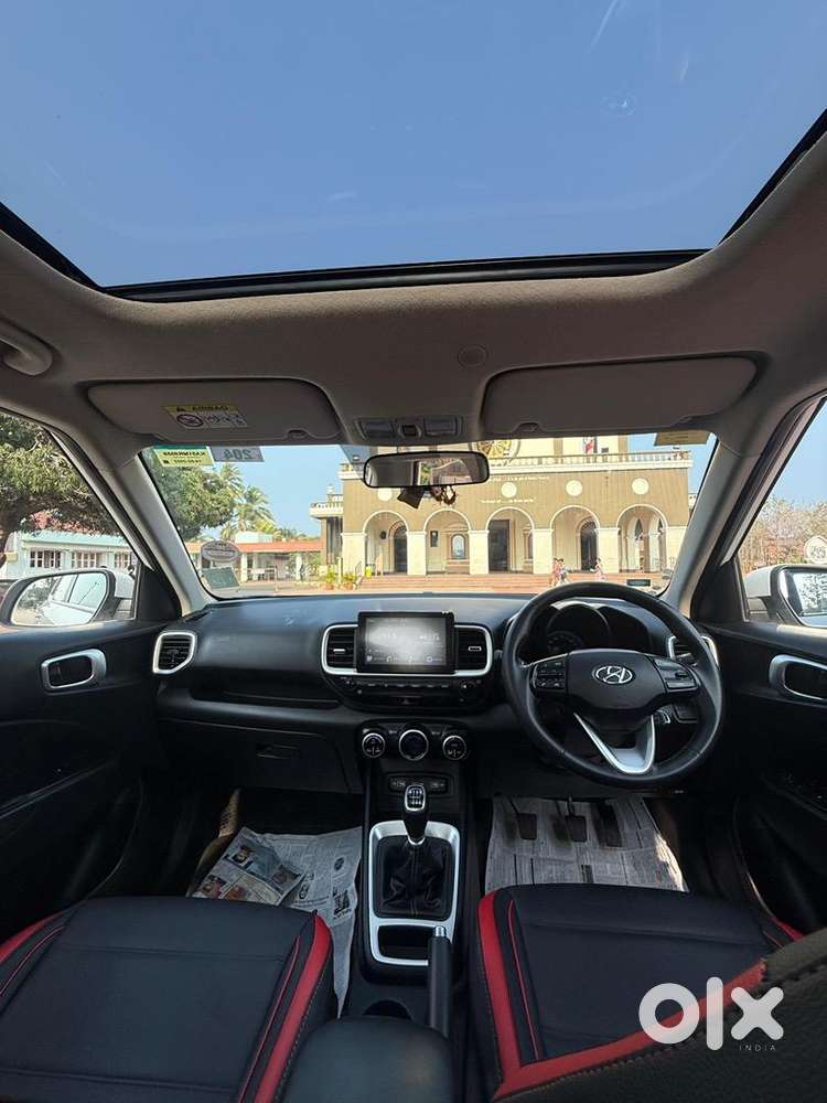 Hyundai Venue Sx 2022 Diesel Well Maintained
