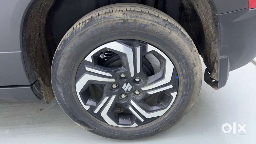 Maruti Suzuki Vitara Brezza 1.5 Zxi Plus At Dual Tone, 2024, Petrol